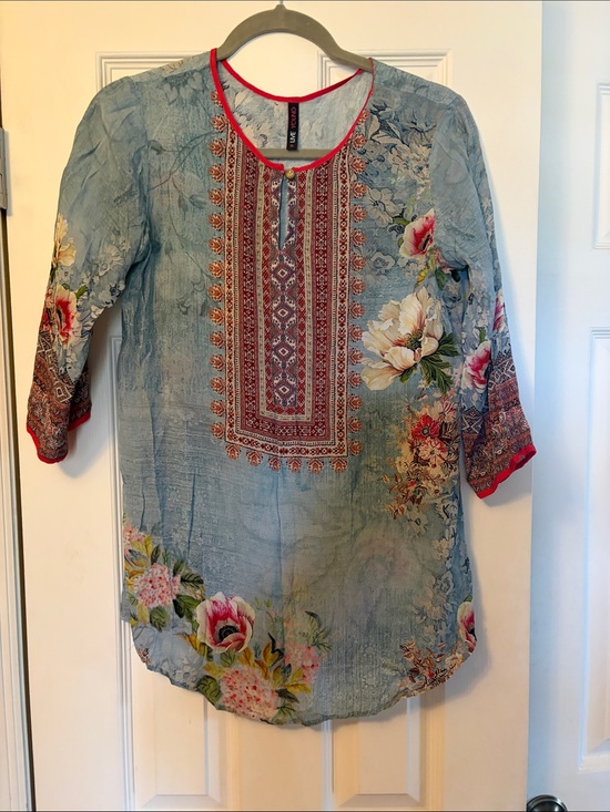 Live Young Tops - Boho Chic Live Young Blue Floral Embroidered Tunic Top Size XL